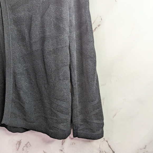 Chicos Cardigan Black Sparkle Size Small 0 Women Sweater Metallic Animal Zebra - Picture 4 of 10